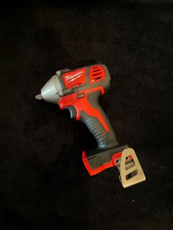Taladro de impacto Milwaukee
