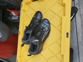 nike football kleets