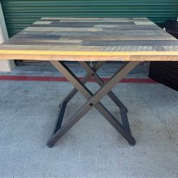 New vari desk bar height table pickup in Pleasanton