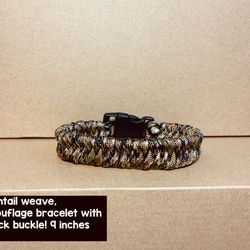 A Paracord Bracelet