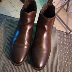 Boots size 10 Frye and Co. Mens Michael Flat Heel Chelsea Boots