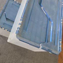 4 Plastic Containers 20"×13×12×