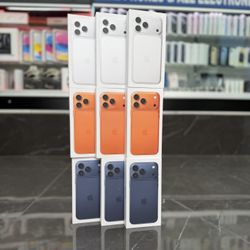iPhone 17 Pro & iPhone 17 Pro Max ((Take It Home In Payments/ llévatelo a casa en pagos) 