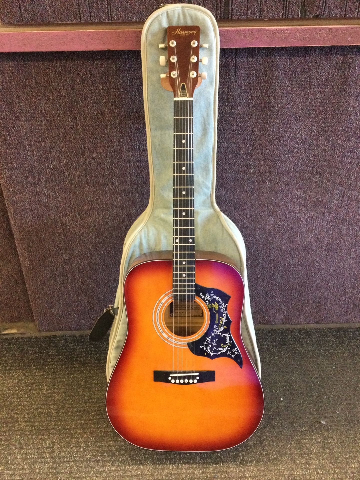 Harmony Hummingbird Acoustic Guitar Full Size With Case