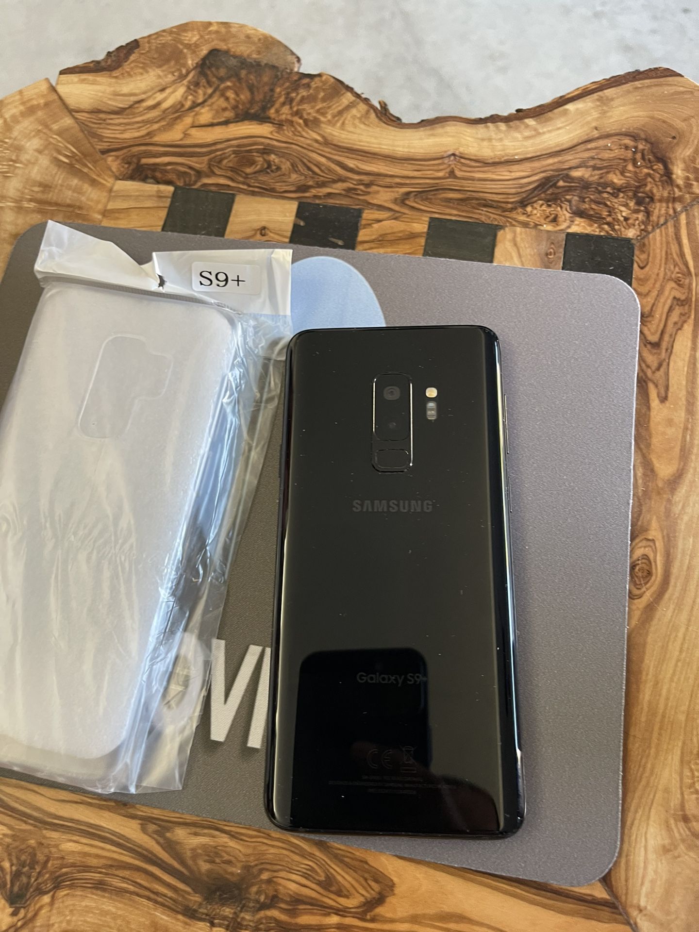 Samsung Galaxy S9 Plus 64GB Black Unlocked For Any Simcard