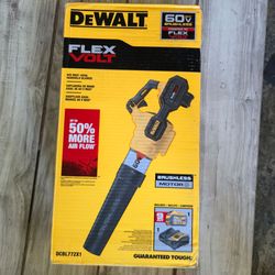 DEWALT FLEXVOLT 60V  125 MPH 600 CFM Battery Powered Leaf Blower With 9AH Battery and charger