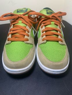 Men’s Nike Dunk Low SB Sneakers (Size 10 US) Great Condition