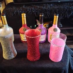 Vases/Bottles 