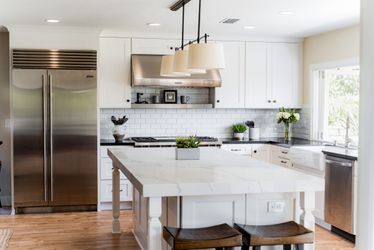 Cabinet MEGA SALE – First Come, First Serve