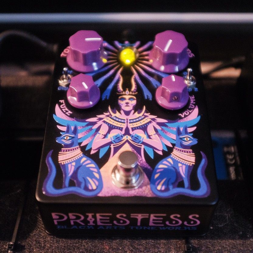 Black Arts Toneworks Priestess  Guitar pedal 