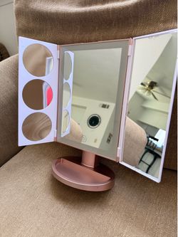 Make up vanity