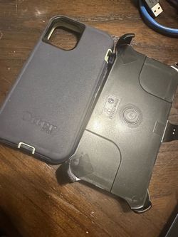 Iphone 12 OtterBox Defender Case