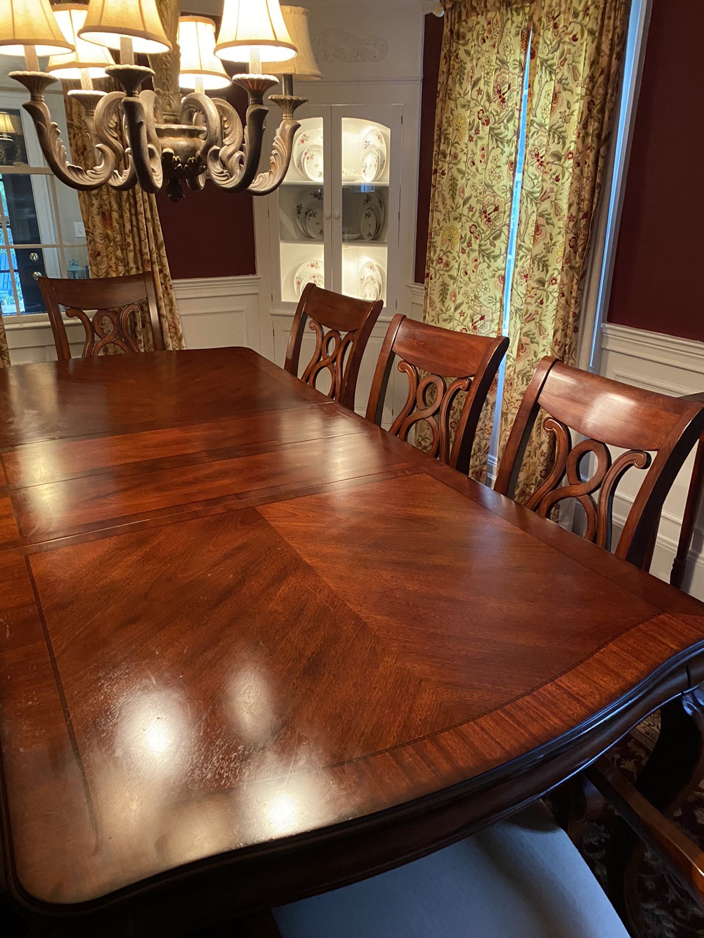 Dining Room Table And Eight Chairs 