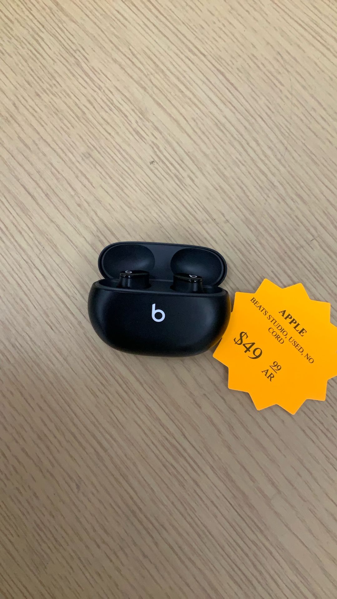 10035 Apple Beats Studio 36132