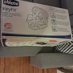 Infant Car Seat that also can be attached to strollers