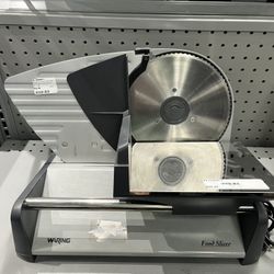 (77619) WARING ELECTRIC FOOD SLICER