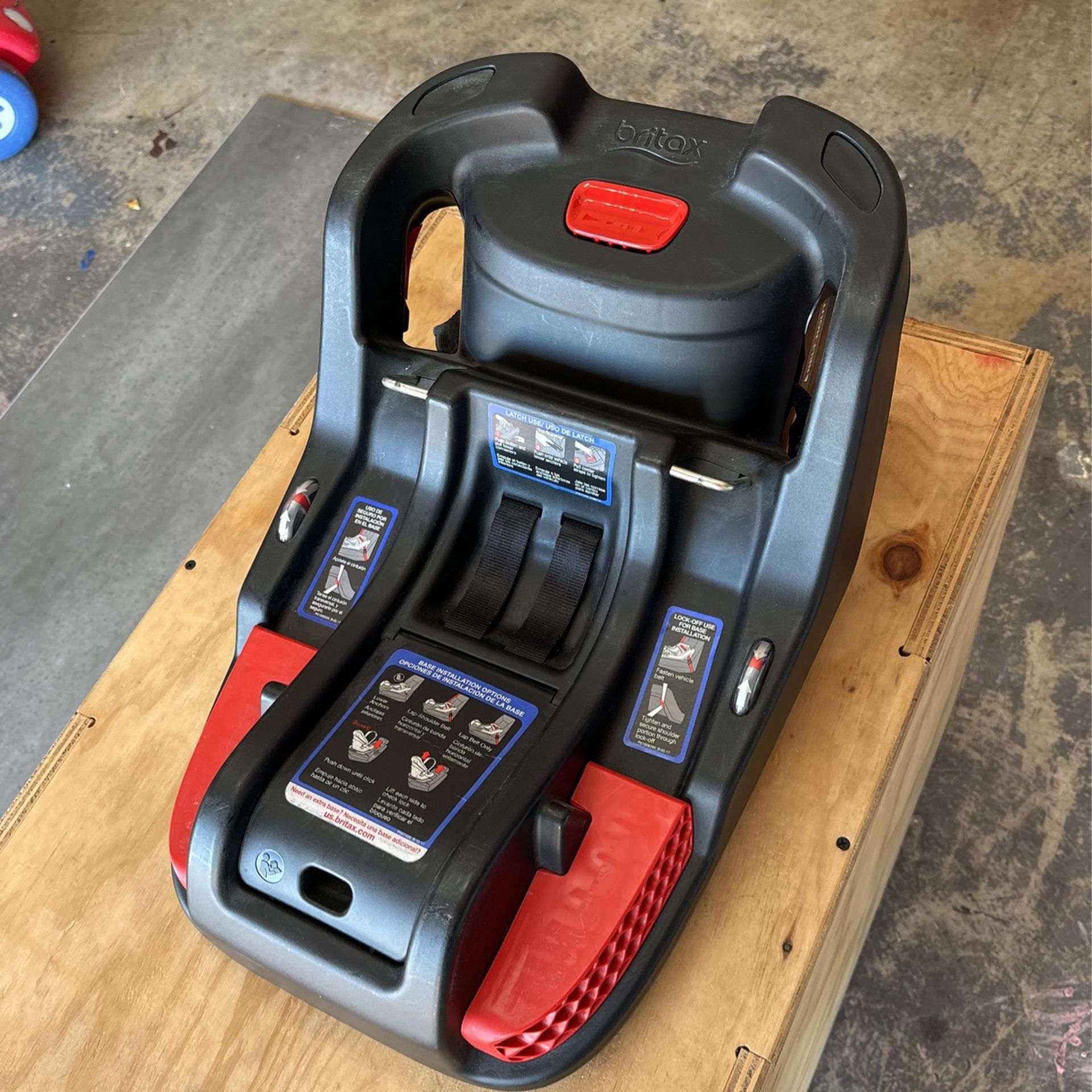 Britax Base
