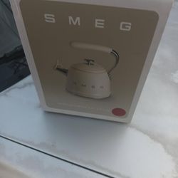 Smeg Kettle 