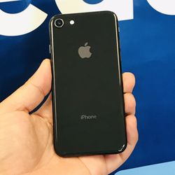 iPhone 8 128GB Unlocked 