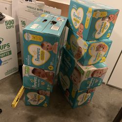 Pampers 