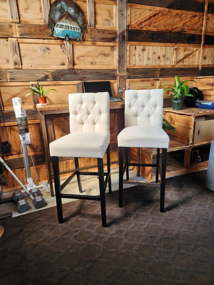 New - Counter Height Bar Stools
