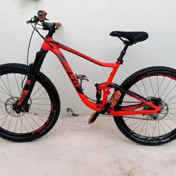 Giant Anthem Full Suspension – Como nueva, lista para cualquier terreno 🚵‍♂️
