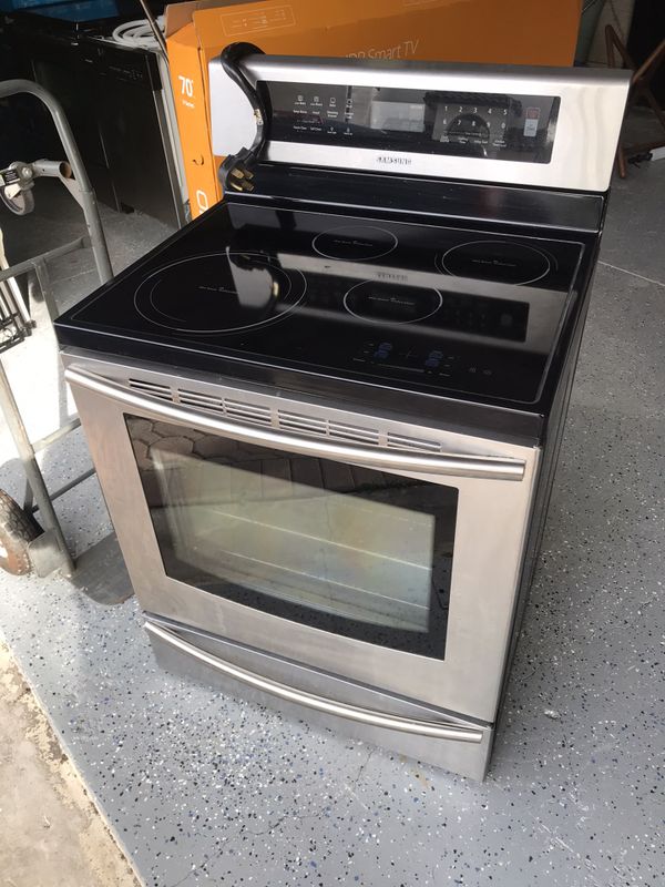 Samsung FTQ307NWGX 30 Inch Freestanding Induction Range with 4 Cooktop