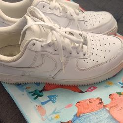 Nike Air Force 1 | Reebok | Vans