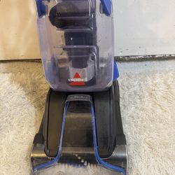 BISSELL CARPET CLEANER