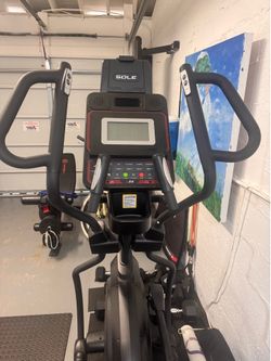 SOLE E35 Elliptical – Excellent Condition