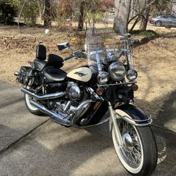 1997 Honda VT1100 A.C.E. Shadow