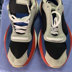 Pumas Size 8