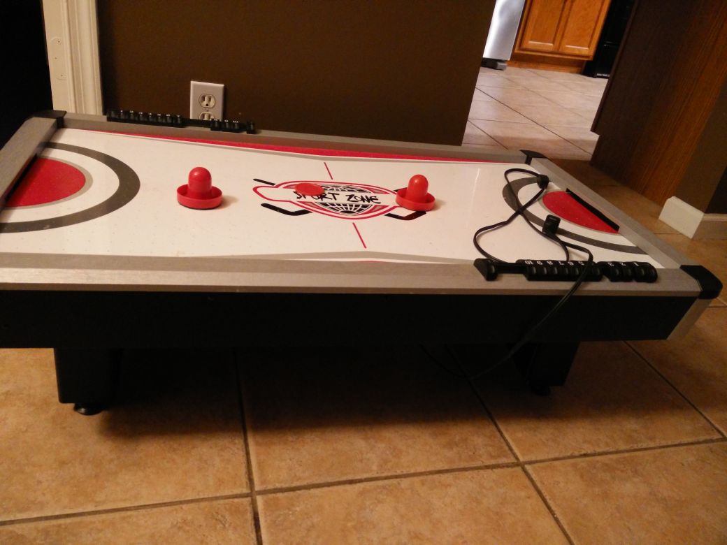 Electric Kids Air Hockey Table