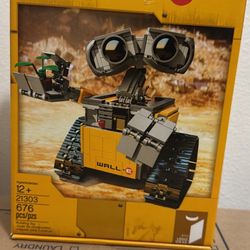 Lego Disney Pixar Wall-E #21303