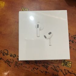 Airpods Pro (3rd Gen) With MagSafe Charging Case 