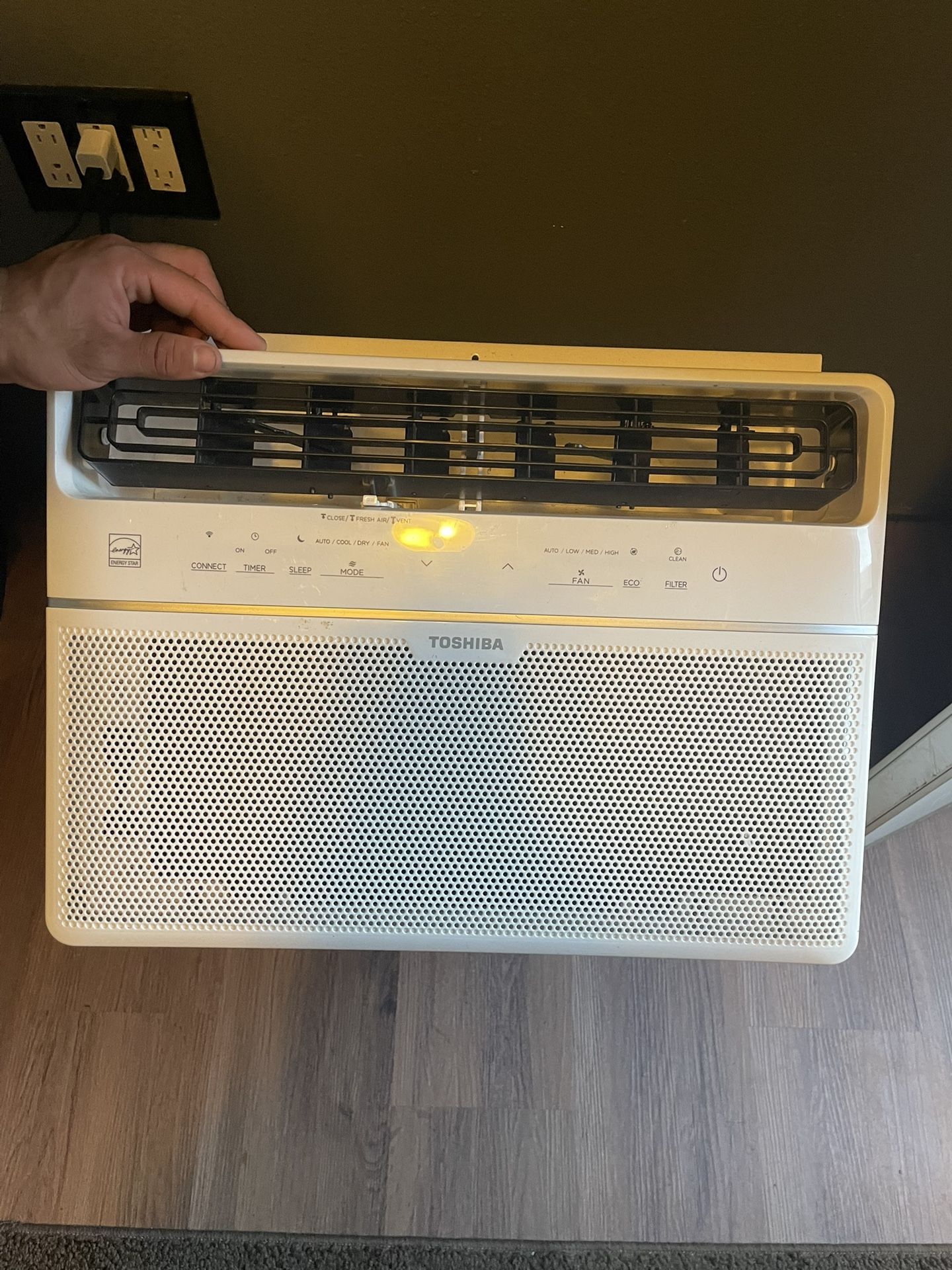 AC Window Unit