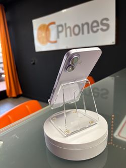 Used for 3 months purple iPhone 17 256gb for AT&T or Cricket Only. Has apple warranty till 3/27 iPhone is in perfect condition. +++++++spanish++++++ i
