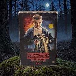Netflix Stranger Things Season 1 Collector's Edition 4-Disc DVD Blu-Ray Box Set Excellent Condition. This item is a Stranger Things Season 1 Collector