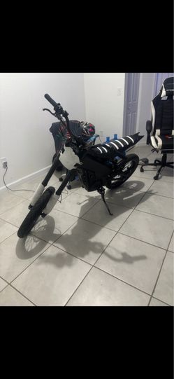 2025 Talaria XXX (X3)  Electric Dirt Bike