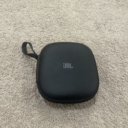 JBL Everest 310 Headphones With Case
