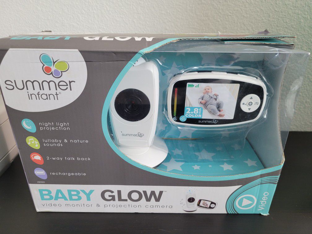 Summer Infant Baby Glow Wireless Video Baby Monitor With 2 Way Audio, Lullaby And Light Show. 