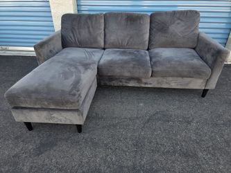 Sectional Couch With Delivery