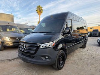 2024 Mercedes-Benz Sprinter 2500