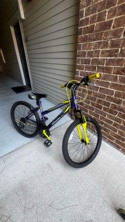 Kids Bike + Fliker Scooter Bundle – Excellent Condition