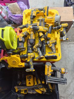 DeWalt 20V Cordless Power Tool Lot