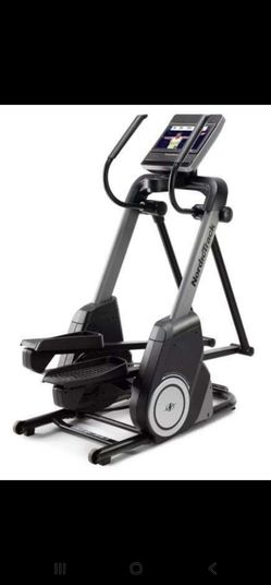 NordicTrack FS14i FreeStride Trainer - Excellent Condition