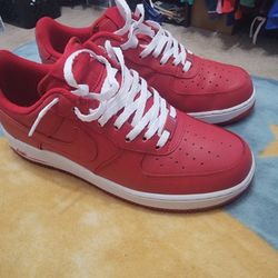 Rare air force 1 red  size 8 very good condition. $40