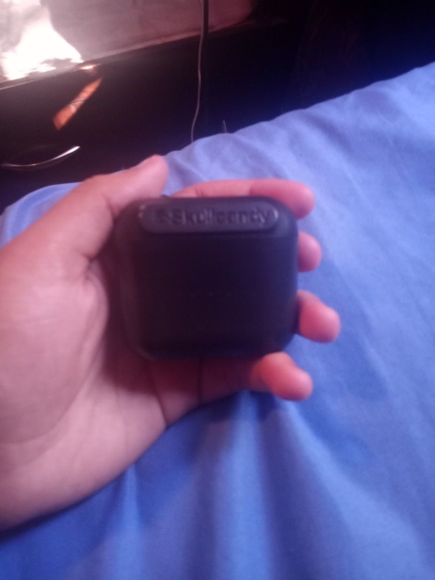 Wireless Skullcandy Earbuds
