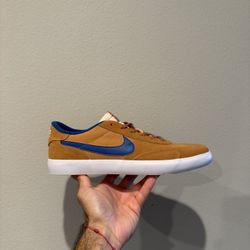 Nike SB Heritage Men’s Size 11 (NEW)