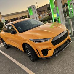 2021 Ford Mustang Mach-e Gt 